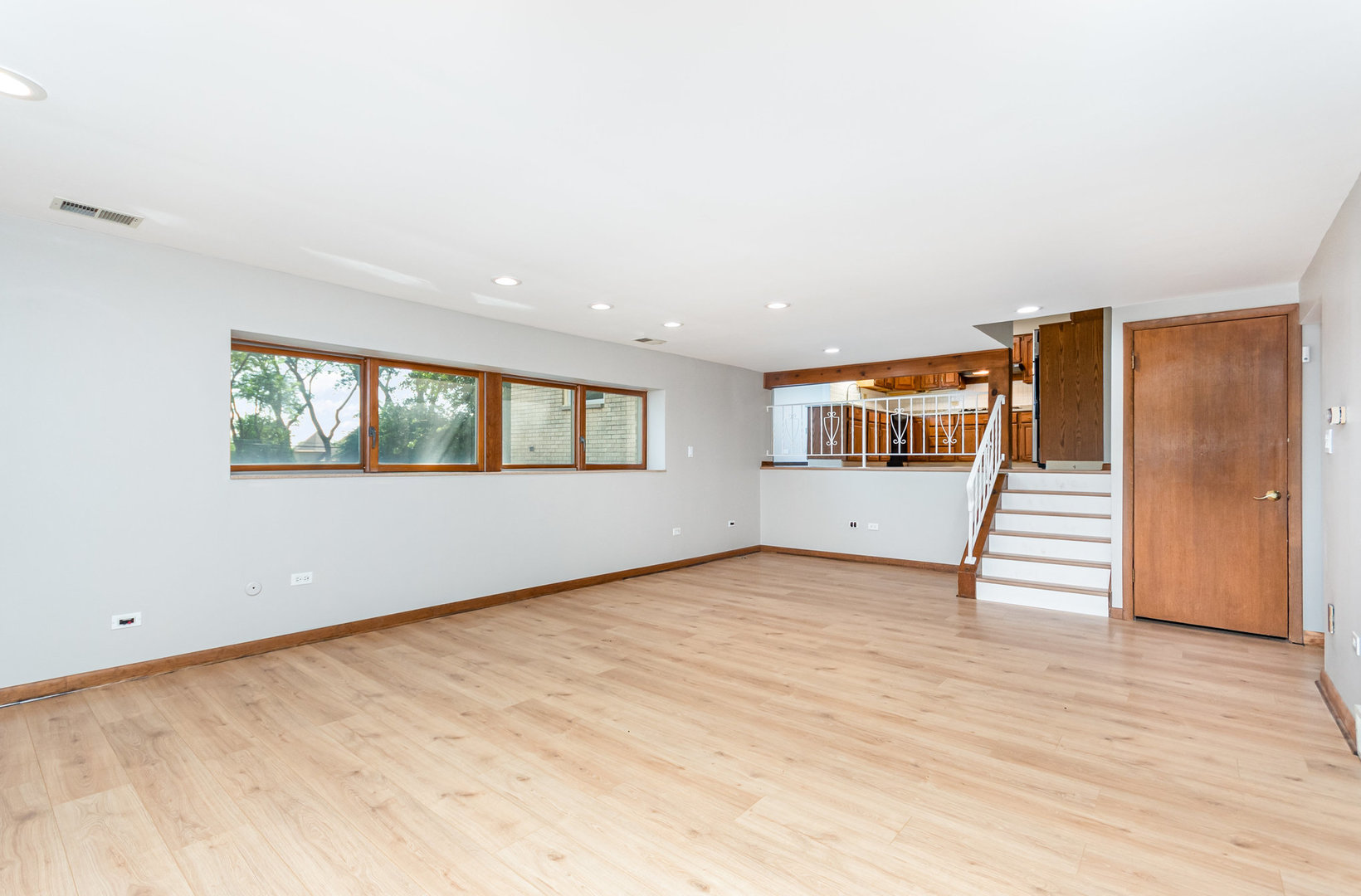 6N325 Linden Avenue, Medinah, IL 60157