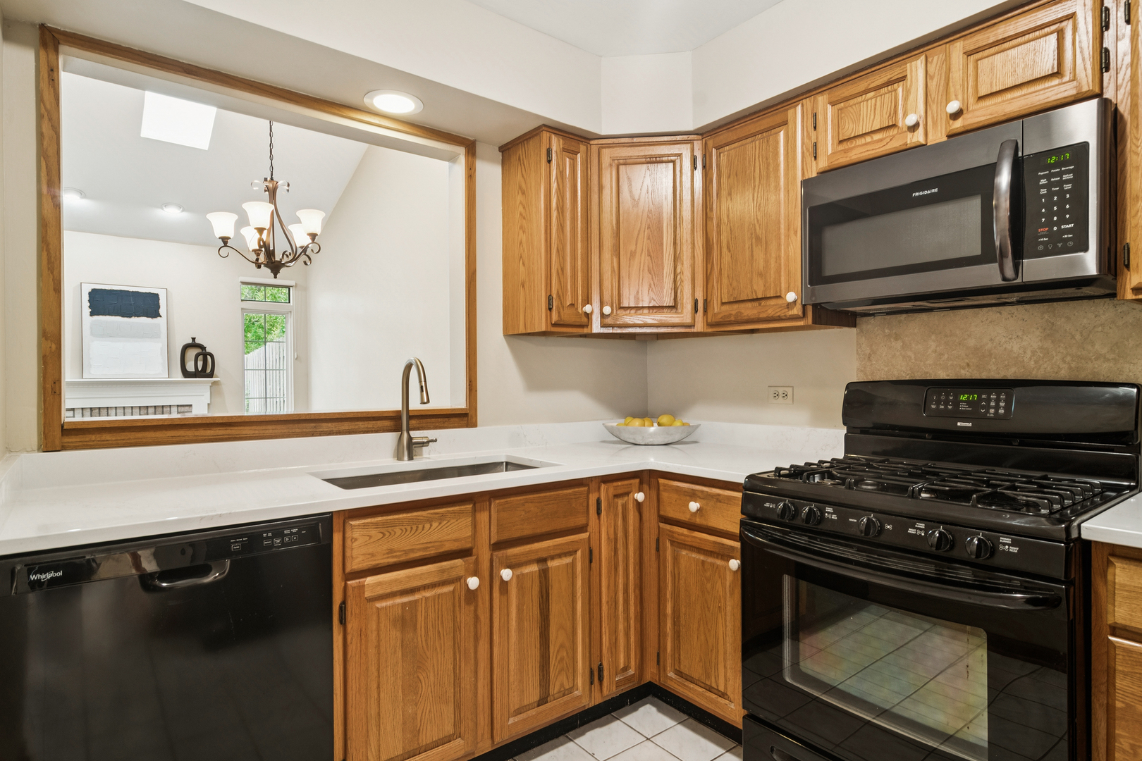 128 Woodstone Drive, Buffalo Grove, IL 60089