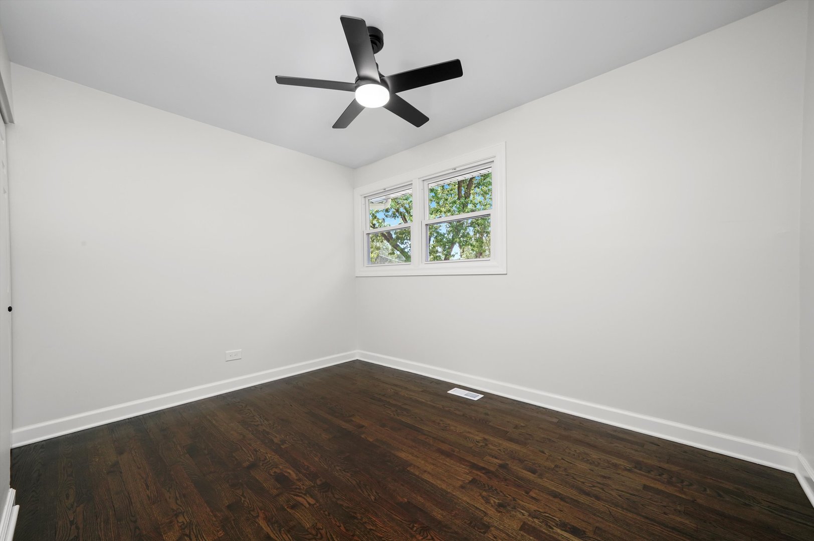 21811 Clyde Avenue, Sauk Village, IL 60411