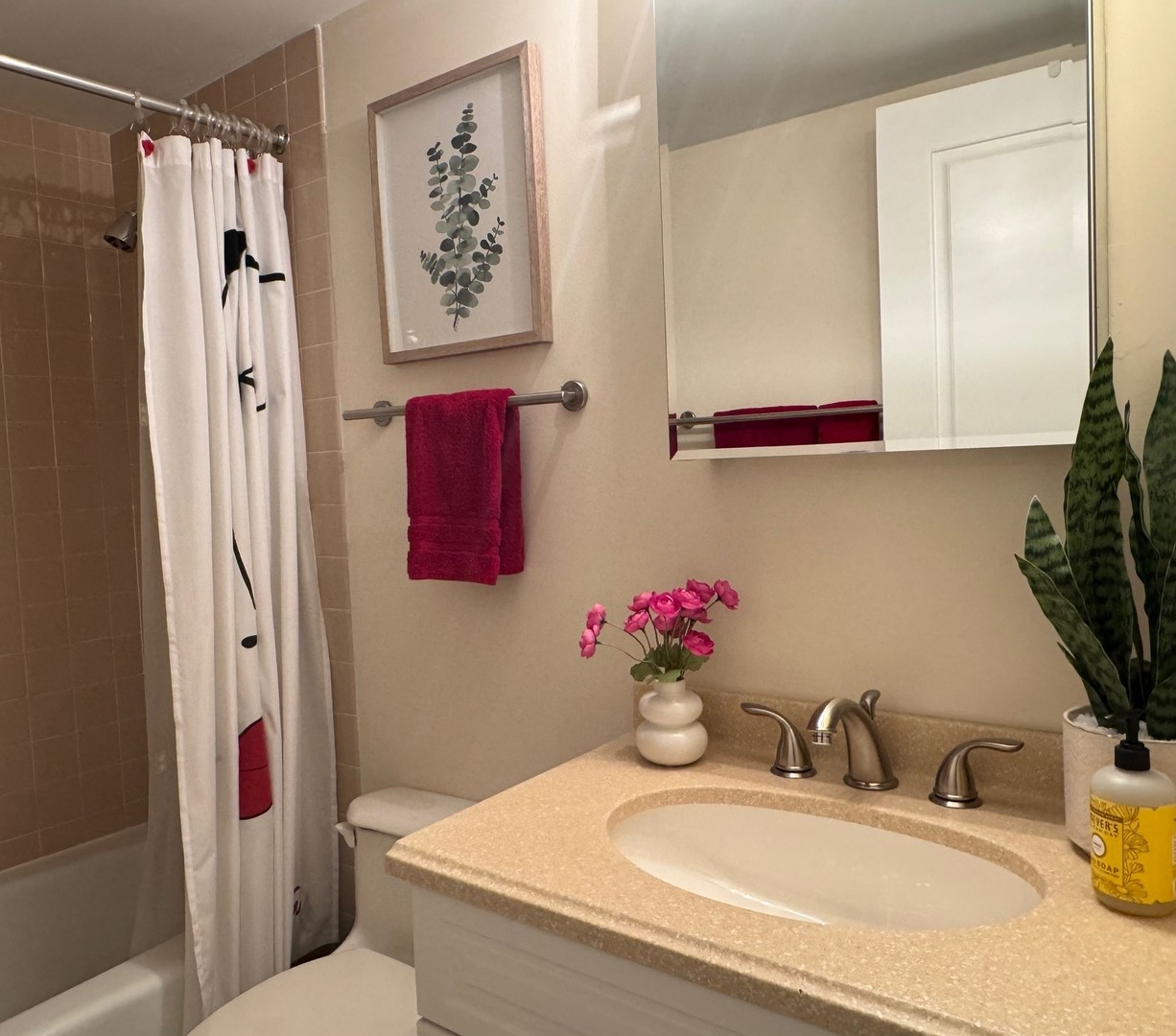 825 PEARSON Avenue #3E, Des Plaines, IL 60016