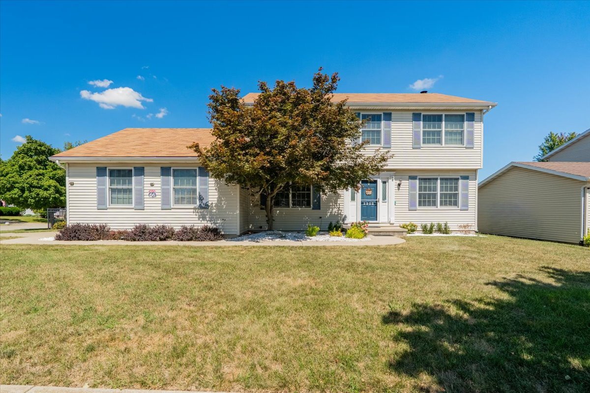 2908 Clearwater Avenue, Bloomington, IL 61704