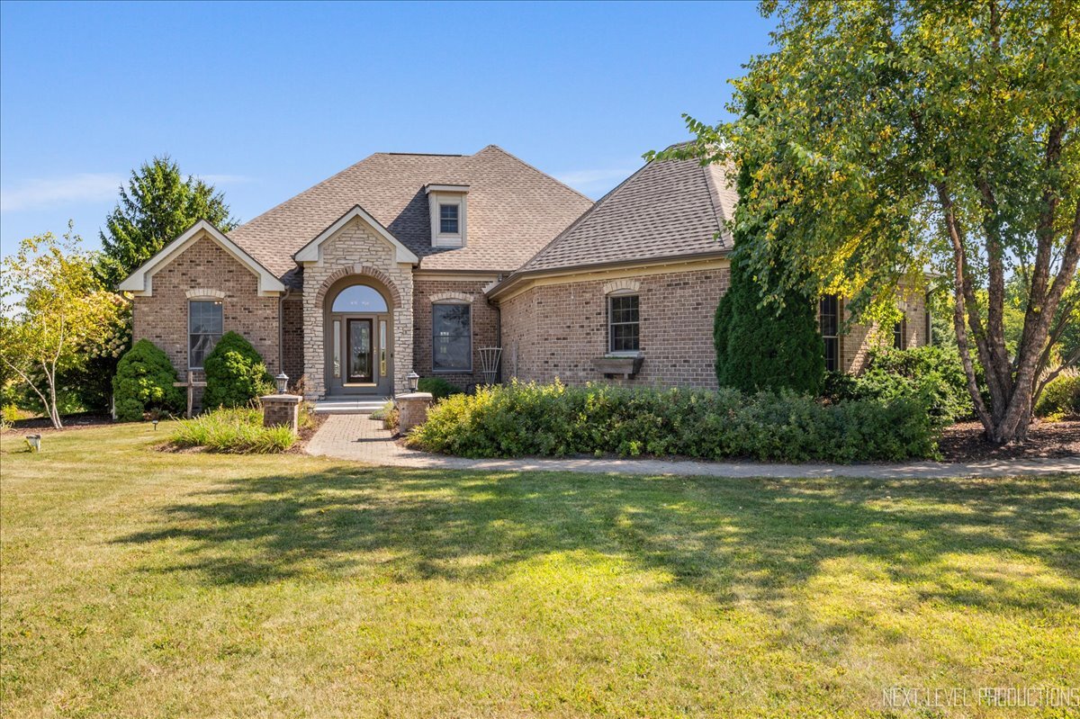 9260 N Stonewall Drive, Newark, IL 60541