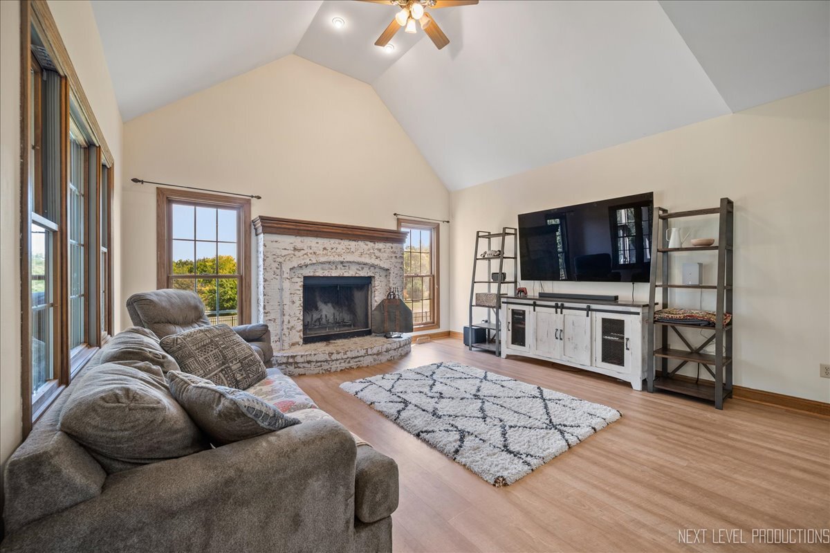 9260 N Stonewall Drive, Newark, IL 60541