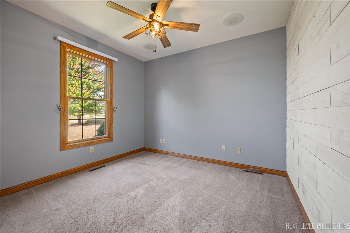 9260 N Stonewall Drive, Newark, IL 60541