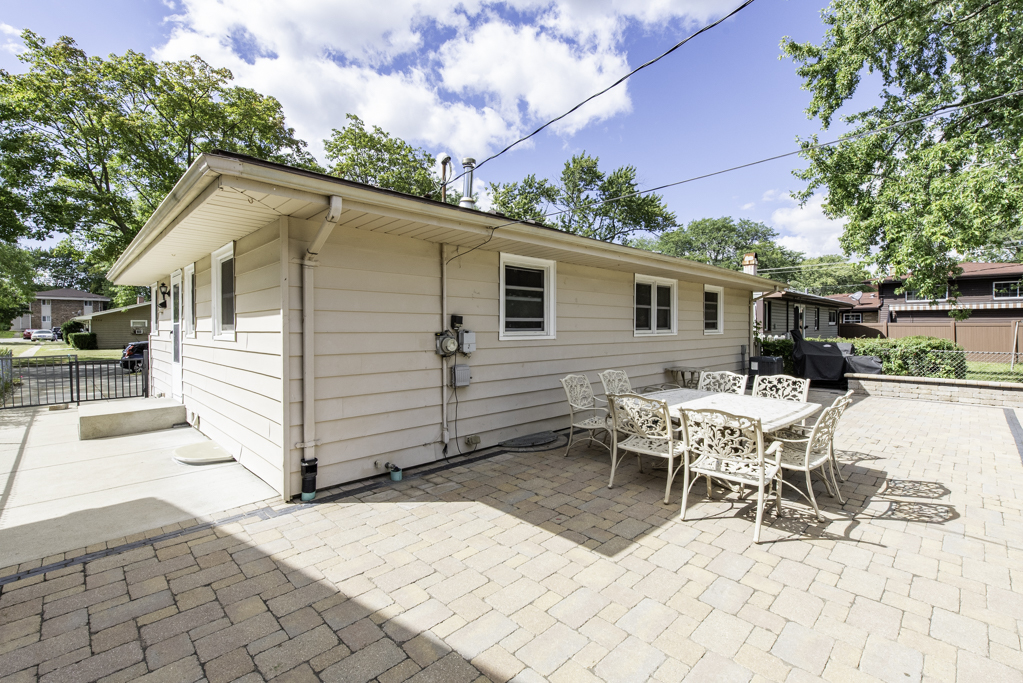 2305 Joppa Avenue, Zion, IL 60099