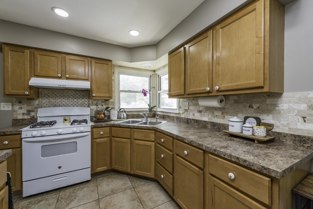 2305 Joppa Avenue, Zion, IL 60099