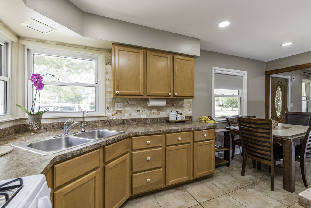 2305 Joppa Avenue, Zion, IL 60099