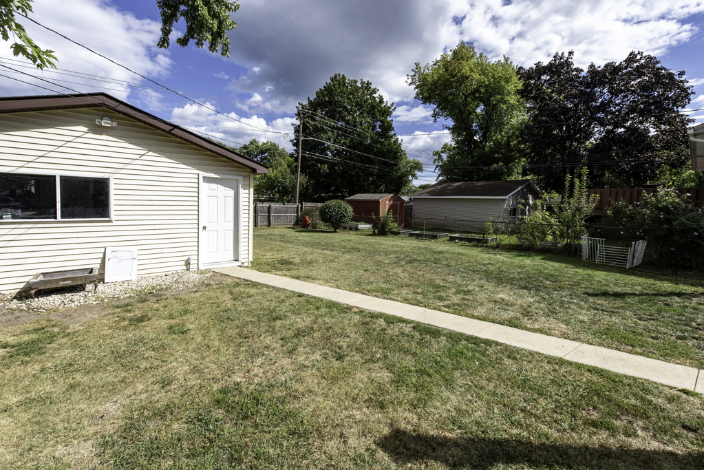 2305 Joppa Avenue, Zion, IL 60099