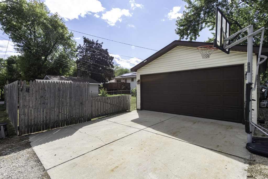 2305 Joppa Avenue, Zion, IL 60099