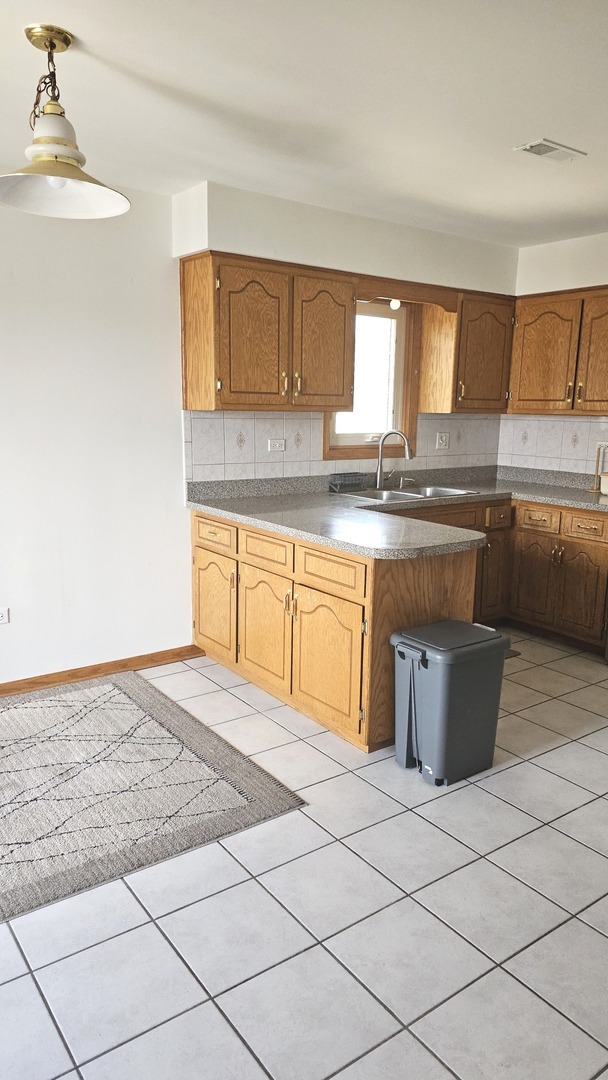 8016 W 83rd Street #2, Bridgeview, IL 60455