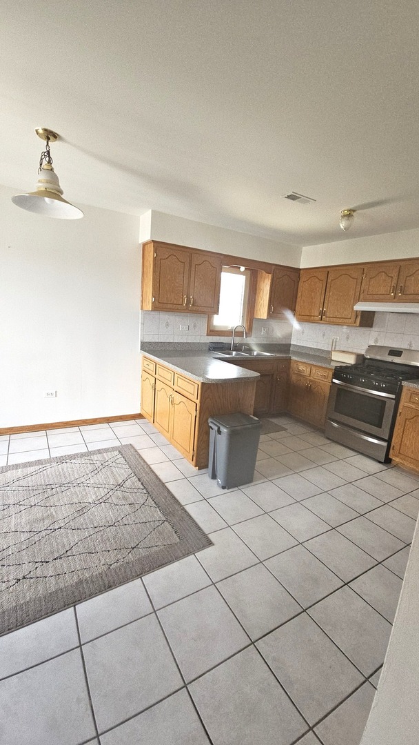8016 W 83rd Street #2, Bridgeview, IL 60455