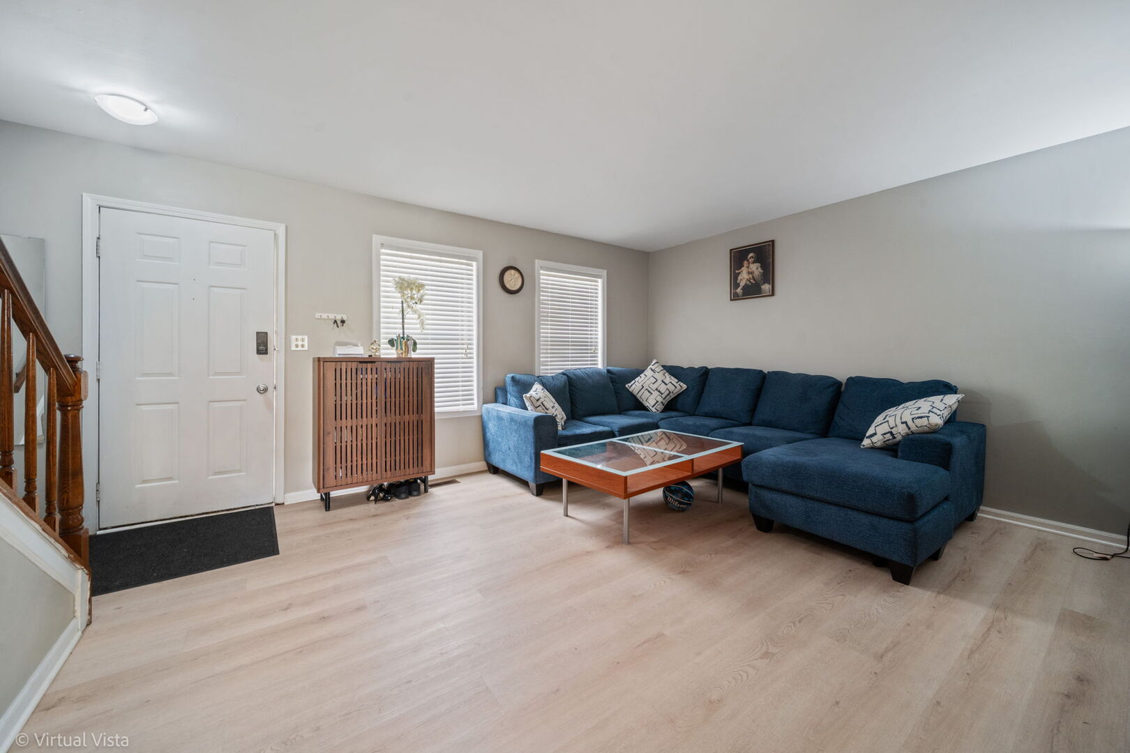 1402 Walnut Circle, Carol Stream, IL 60188