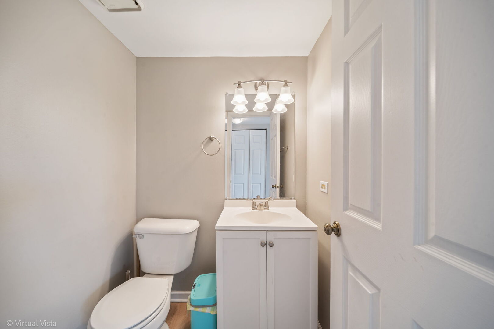 1402 Walnut Circle, Carol Stream, IL 60188