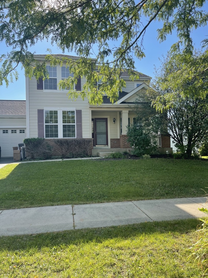 233 Pawtucket Avenue, Elgin, IL 60124
