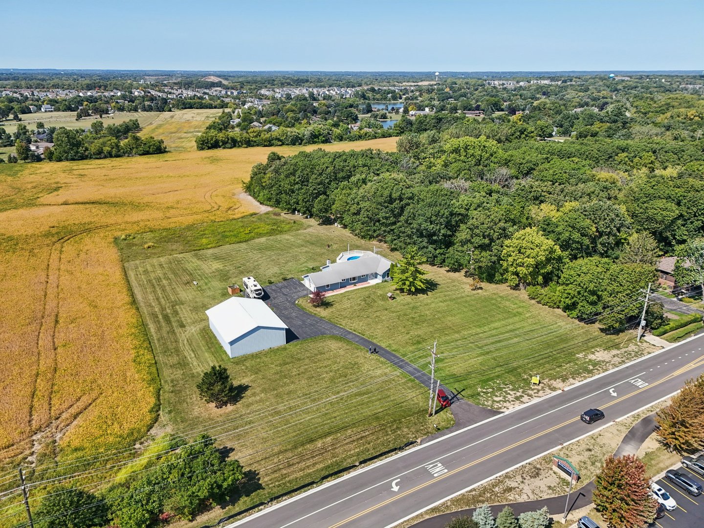 33336 N Fish Lake Road, Ingleside, IL 60041