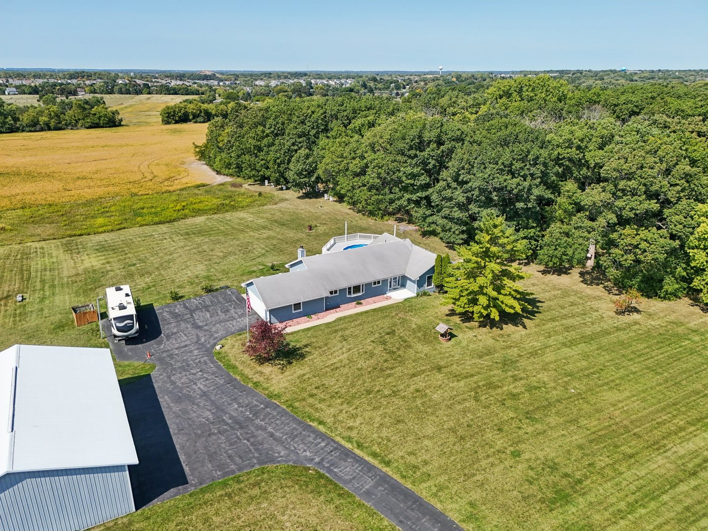 33336 N Fish Lake Road, Ingleside, IL 60041