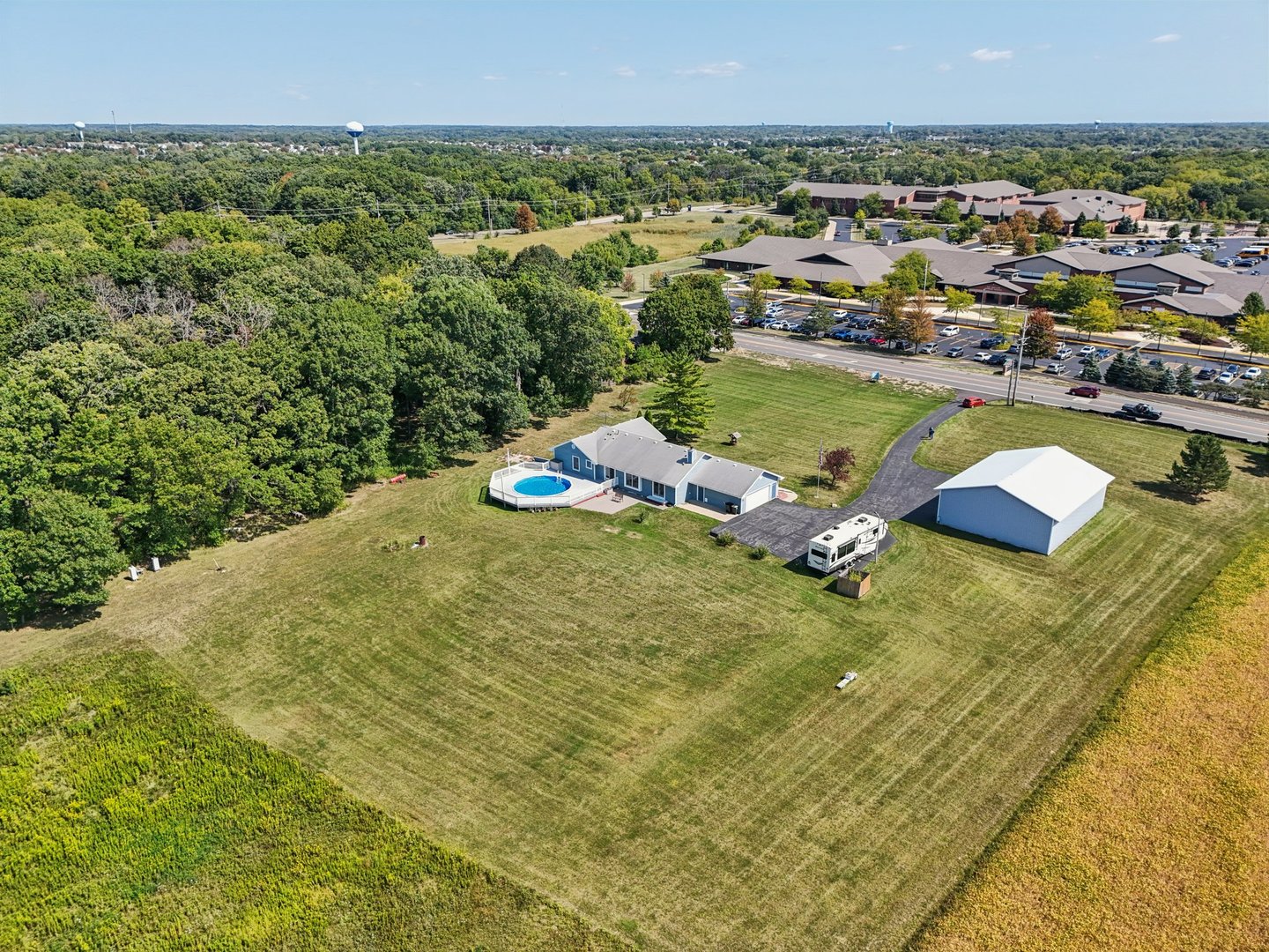 33336 N Fish Lake Road, Ingleside, IL 60041