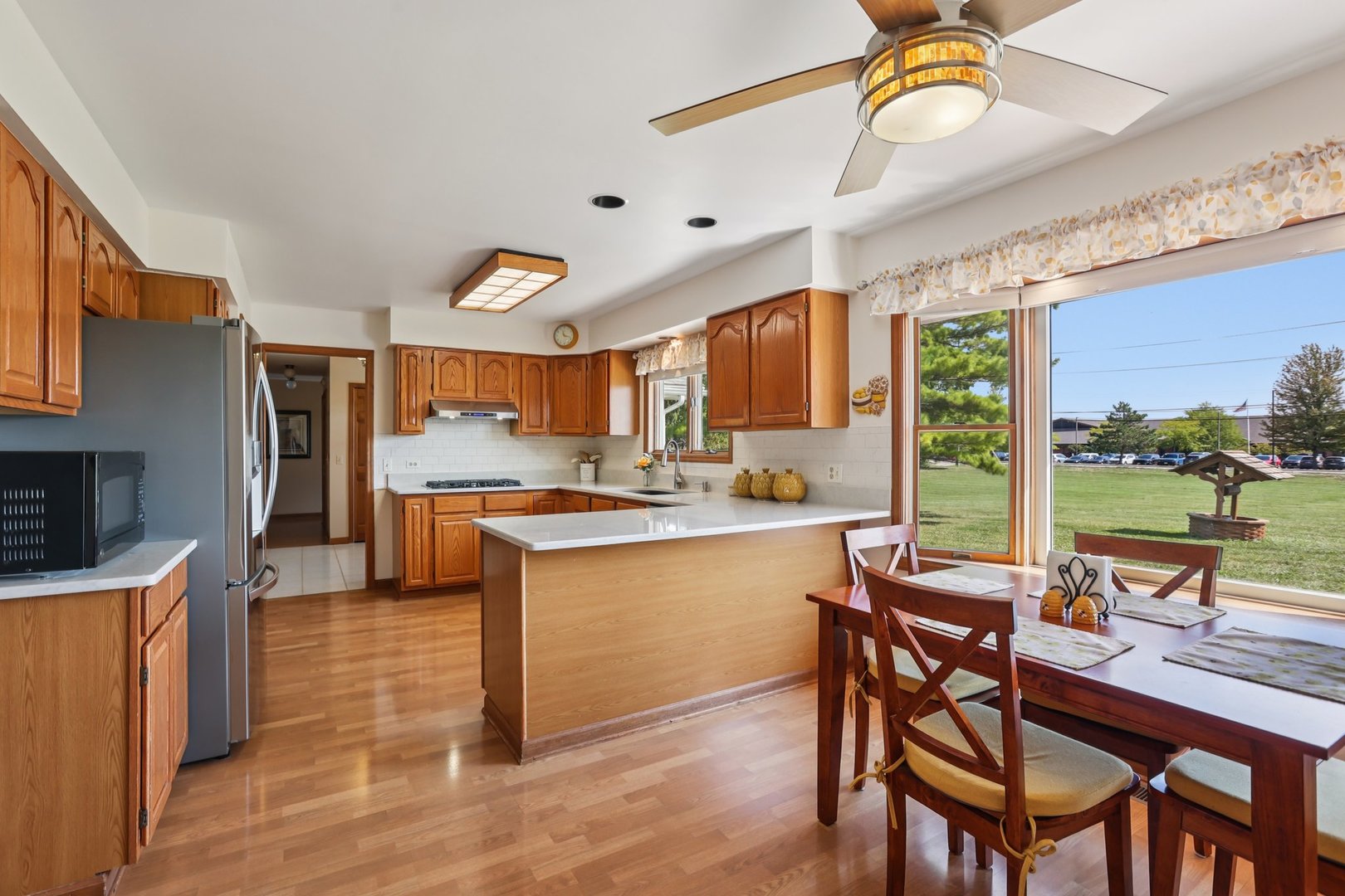 33336 N Fish Lake Road, Ingleside, IL 60041