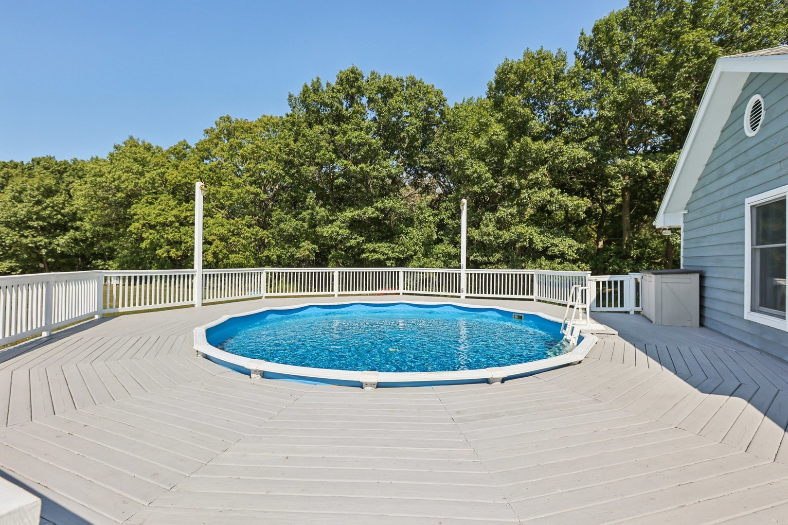 33336 N Fish Lake Road, Ingleside, IL 60041