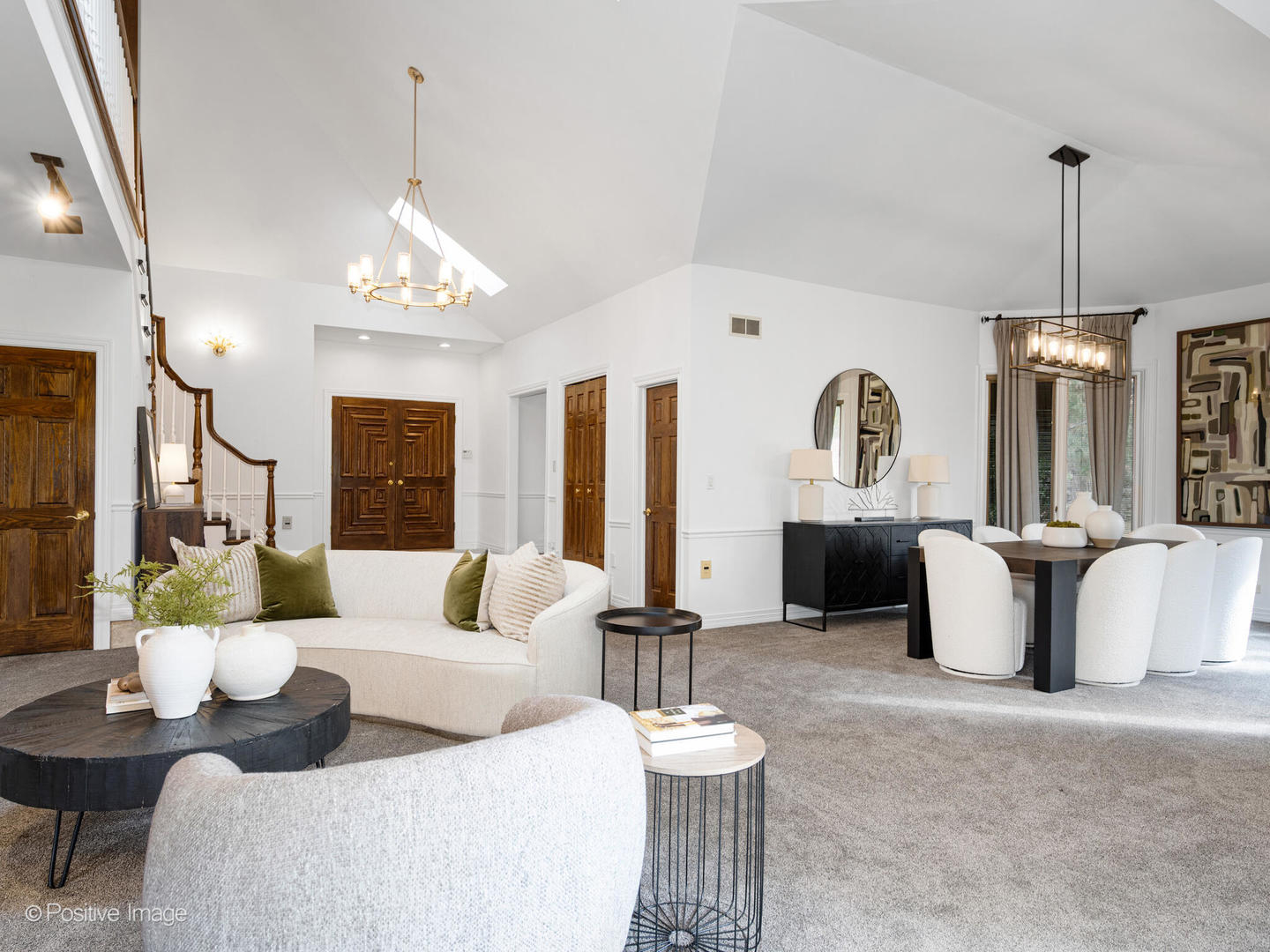 802 Midwest Club Parkway, Oak Brook, IL 60523