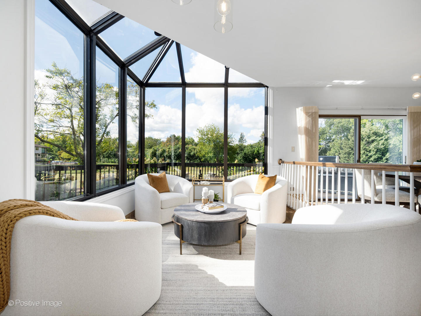 802 Midwest Club Parkway, Oak Brook, IL 60523