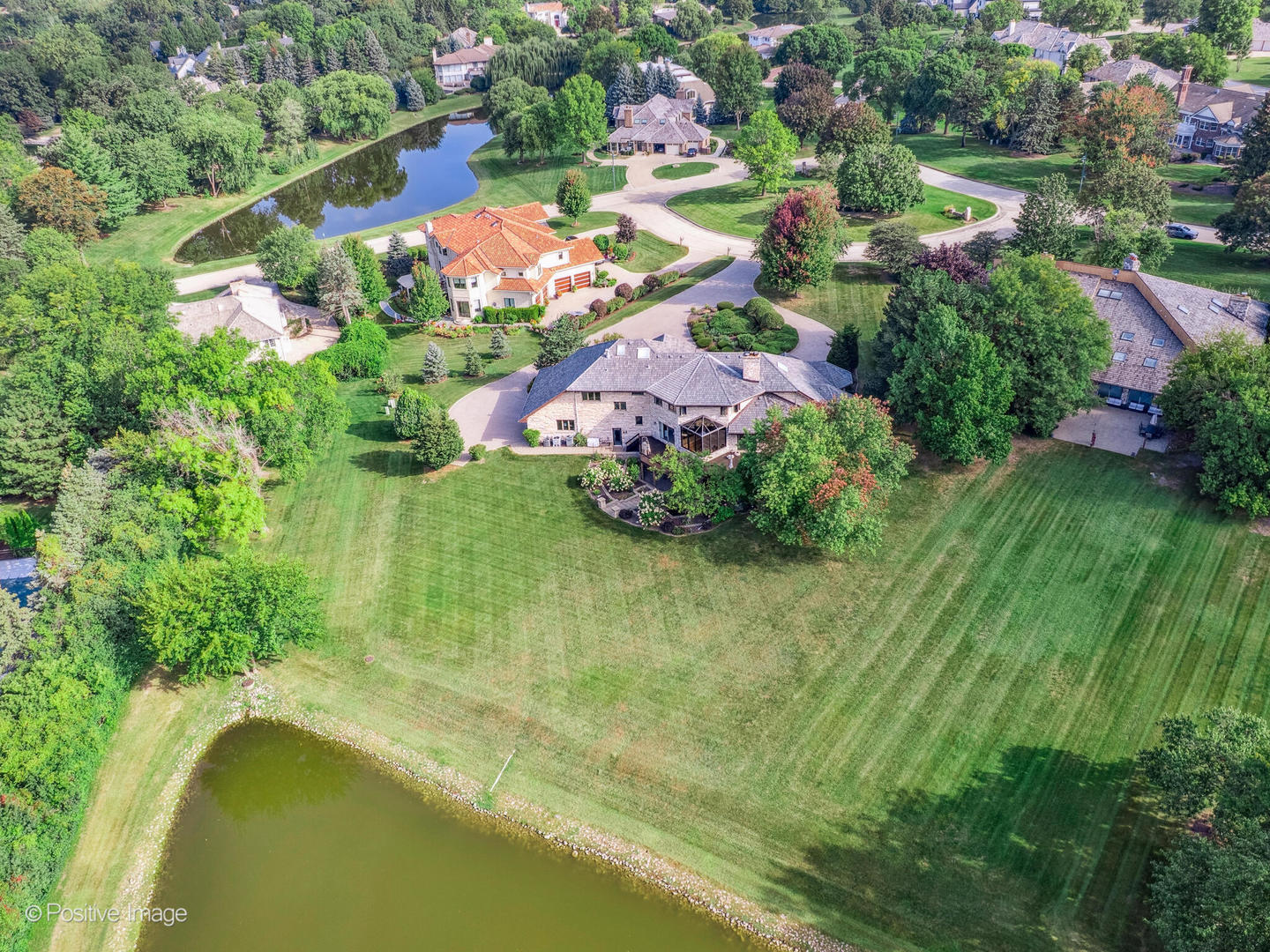 802 Midwest Club Parkway, Oak Brook, IL 60523