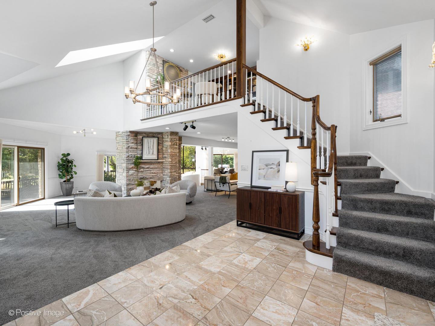 802 Midwest Club Parkway, Oak Brook, IL 60523