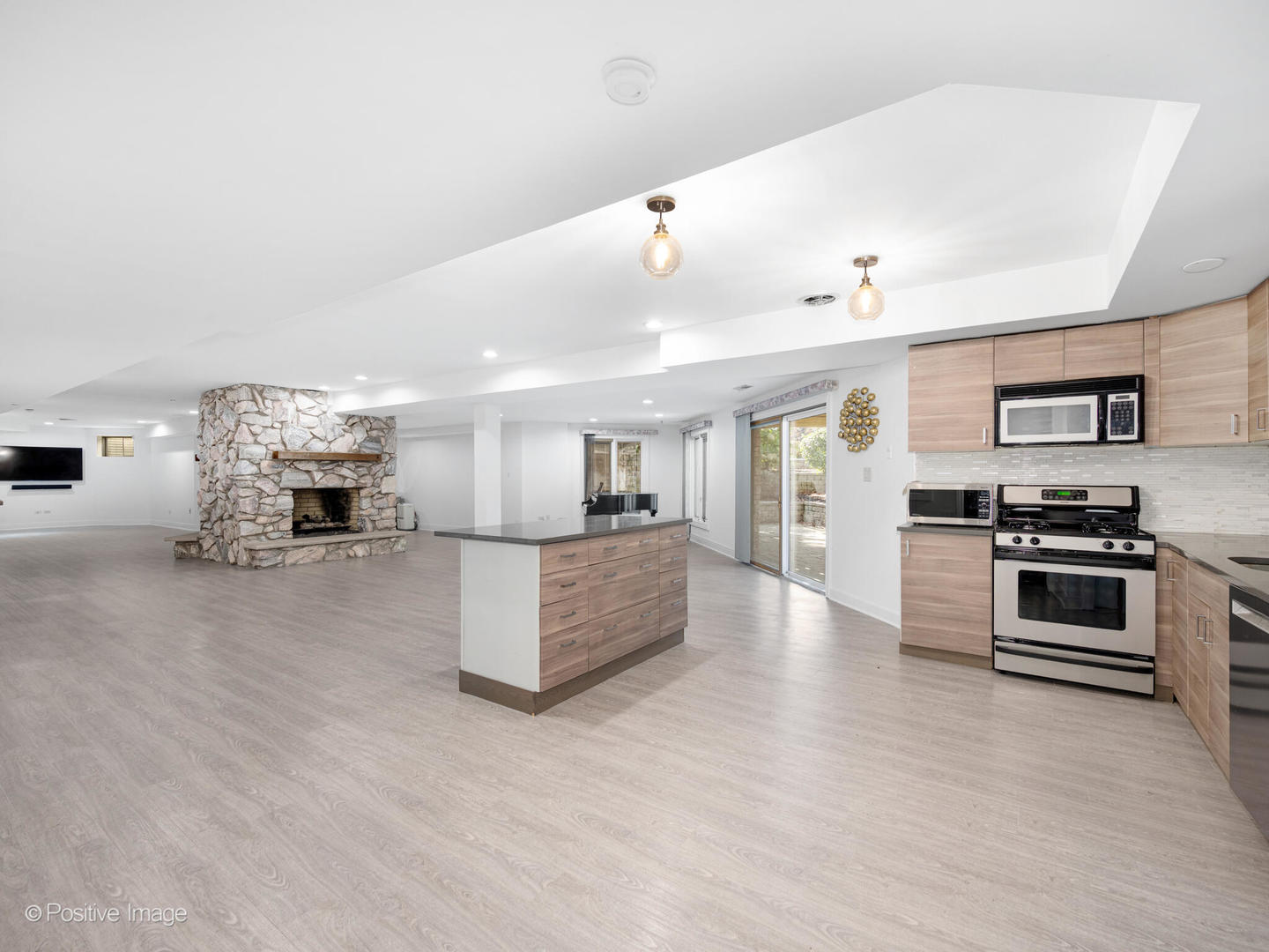 802 Midwest Club Parkway, Oak Brook, IL 60523