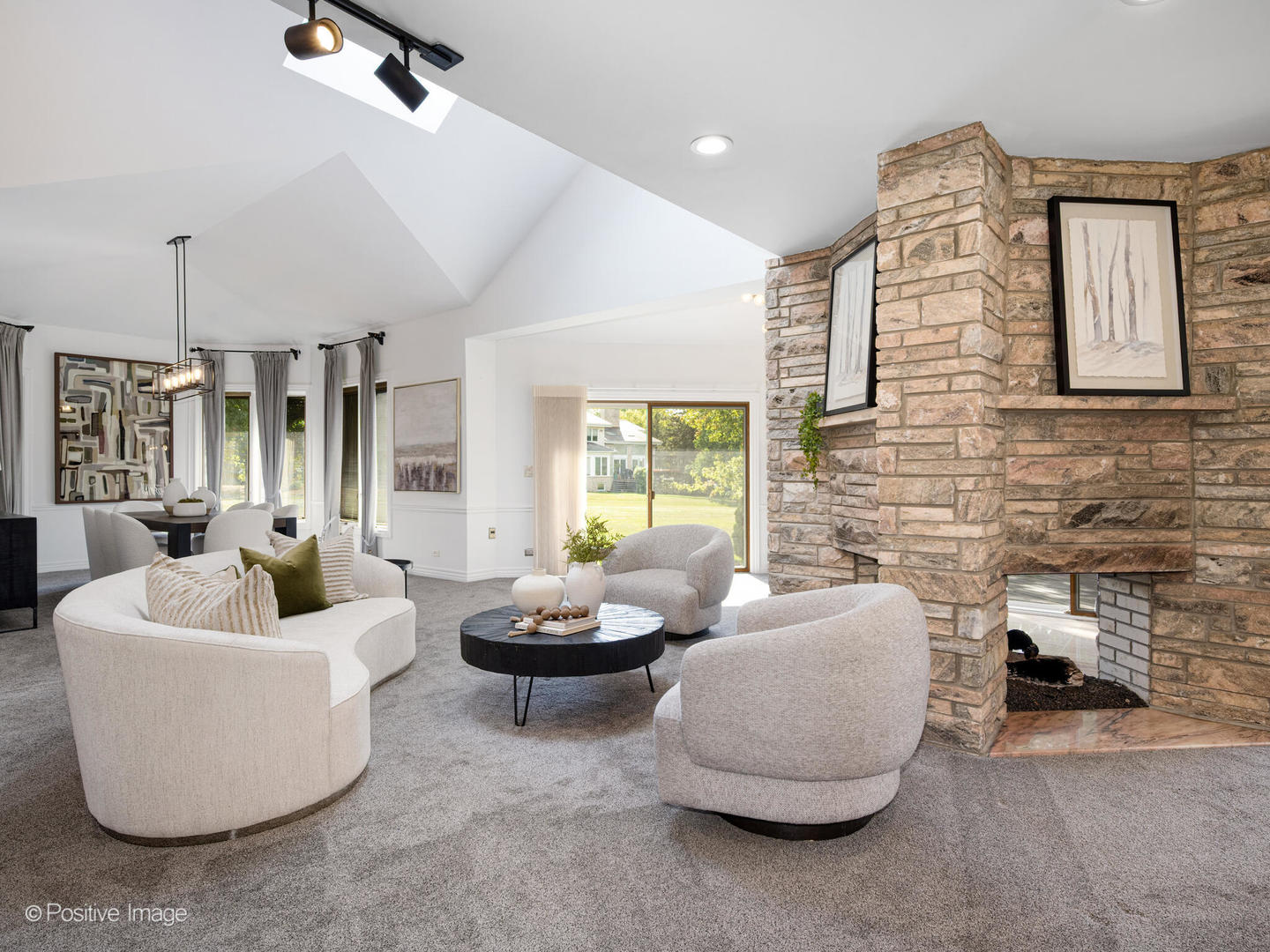 802 Midwest Club Parkway, Oak Brook, IL 60523