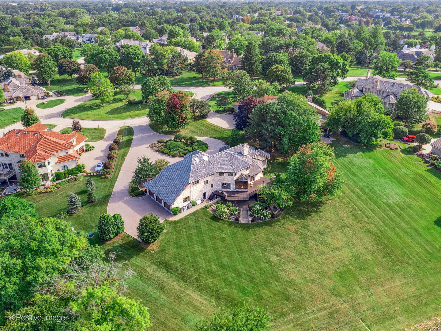 802 Midwest Club Parkway, Oak Brook, IL 60523