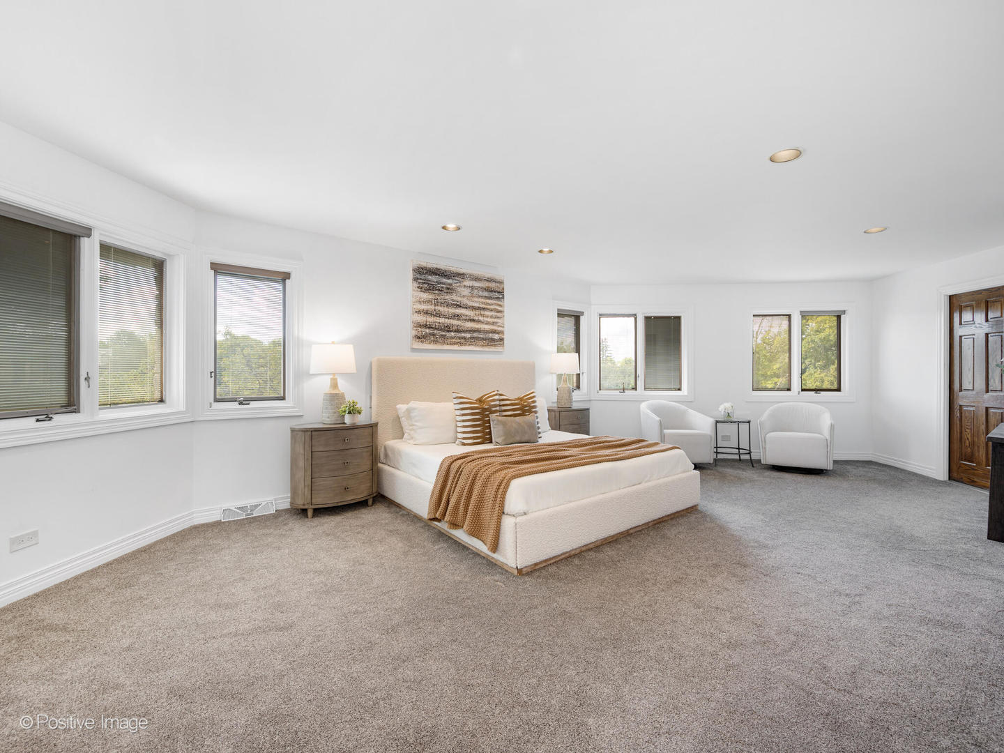 802 Midwest Club Parkway, Oak Brook, IL 60523