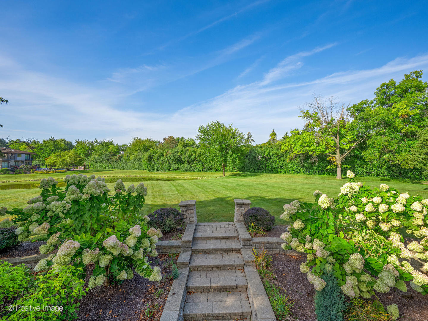 802 Midwest Club Parkway, Oak Brook, IL 60523