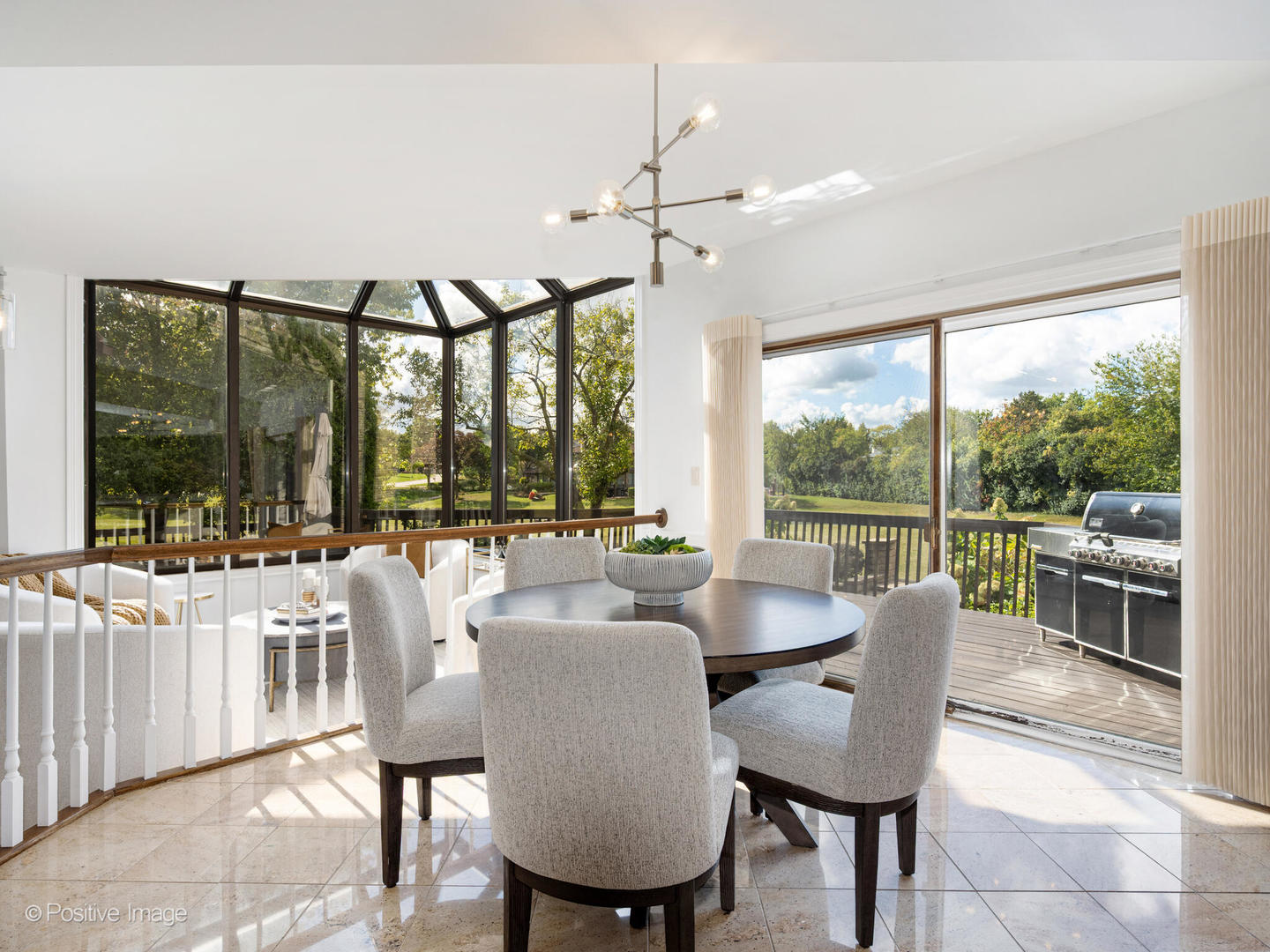 802 Midwest Club Parkway, Oak Brook, IL 60523