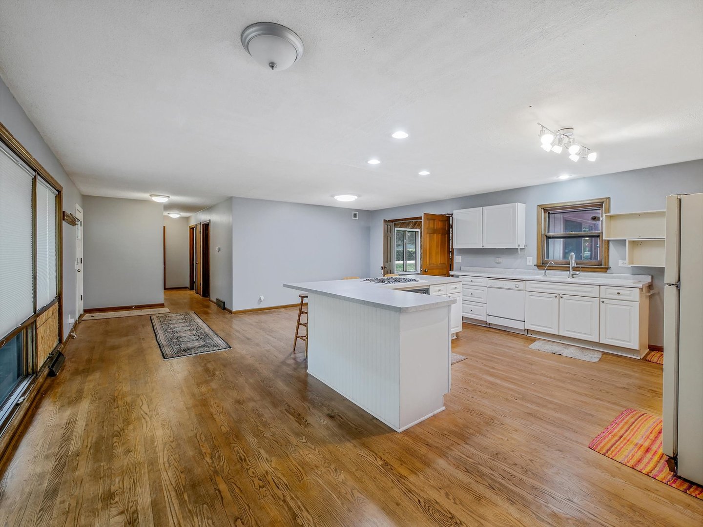 25171 N Virginia Avenue, Lake Zurich, IL 60047