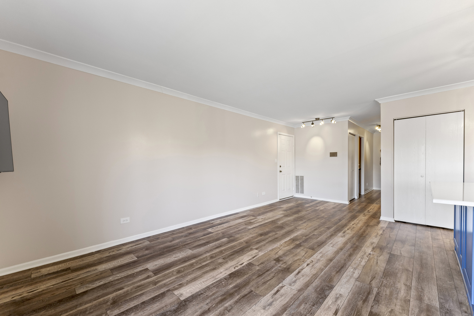 220 Memory Lane #3, Westmont, IL 60559