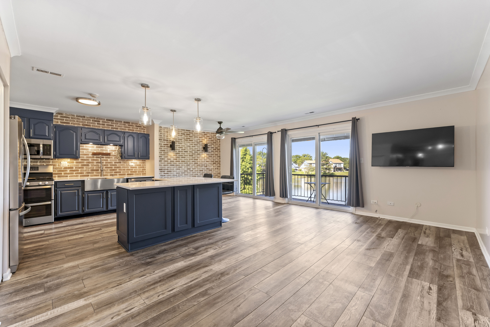 220 Memory Lane #3, Westmont, IL 60559