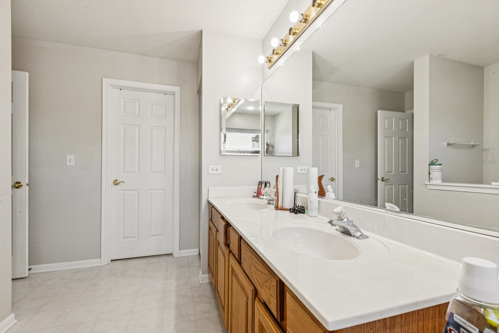 3743 Sonoma Circle, Lake In The Hills, IL 60156