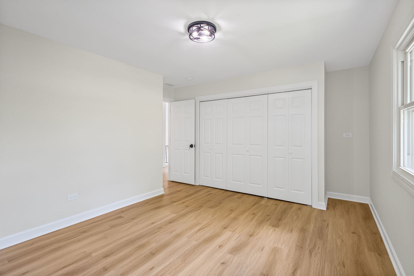 4423 Kolze Avenue, Schiller Park, IL 60176