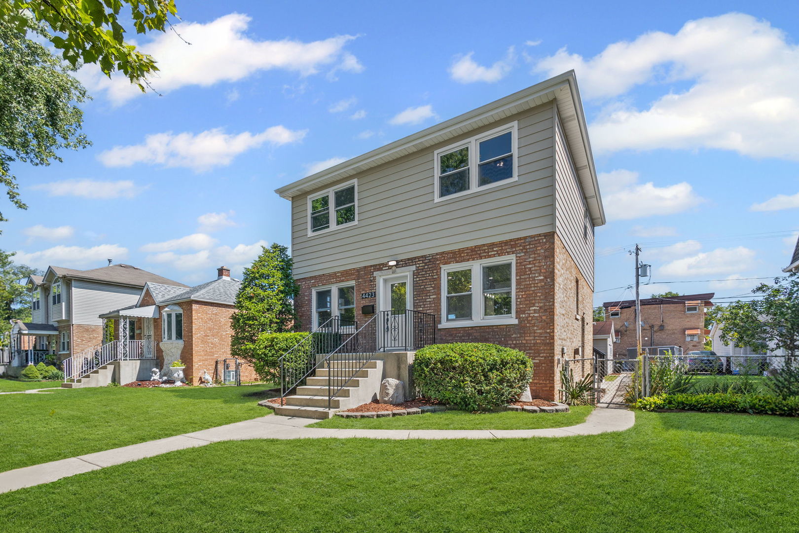 4423 Kolze Avenue, Schiller Park, IL 60176