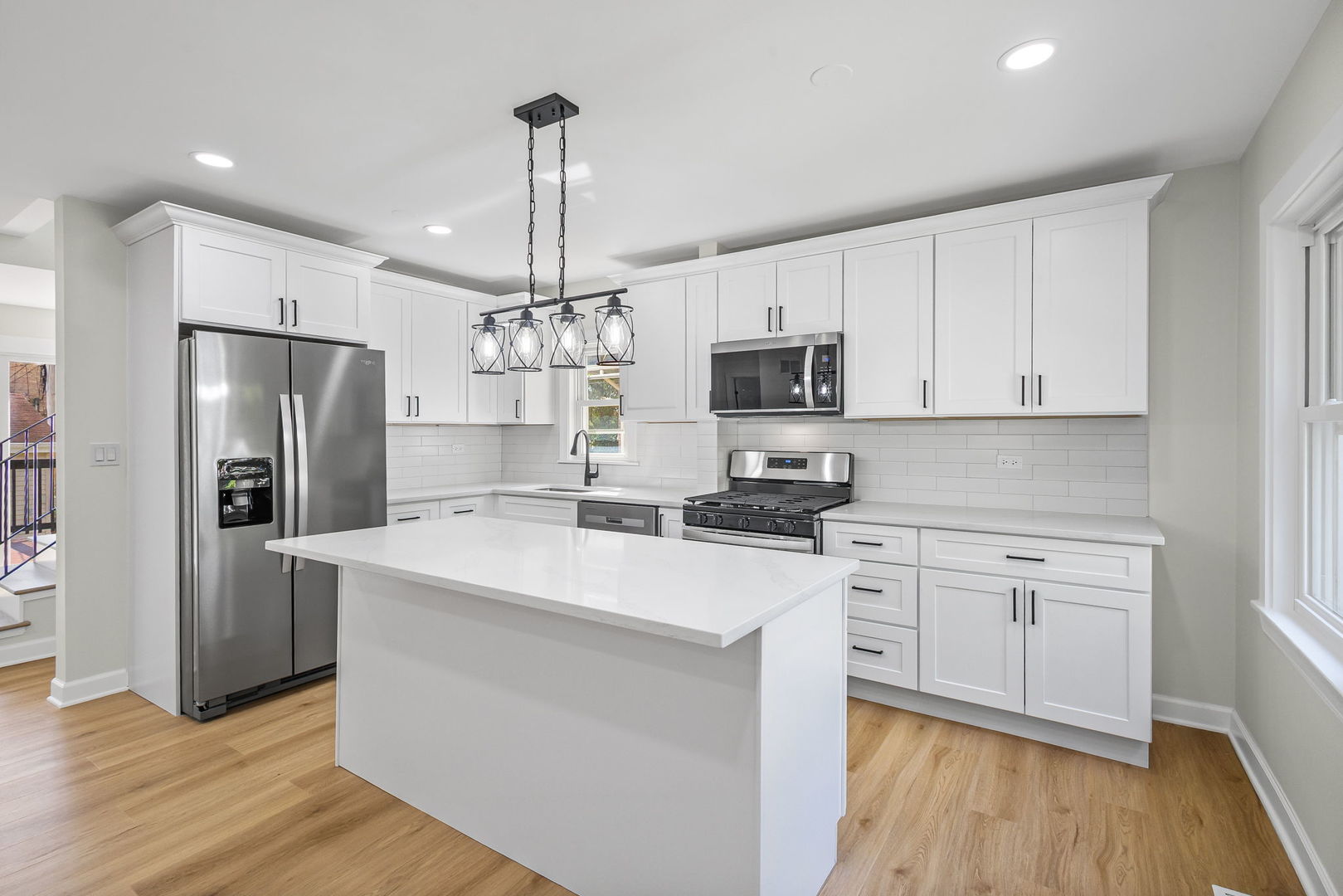 4423 Kolze Avenue, Schiller Park, IL 60176