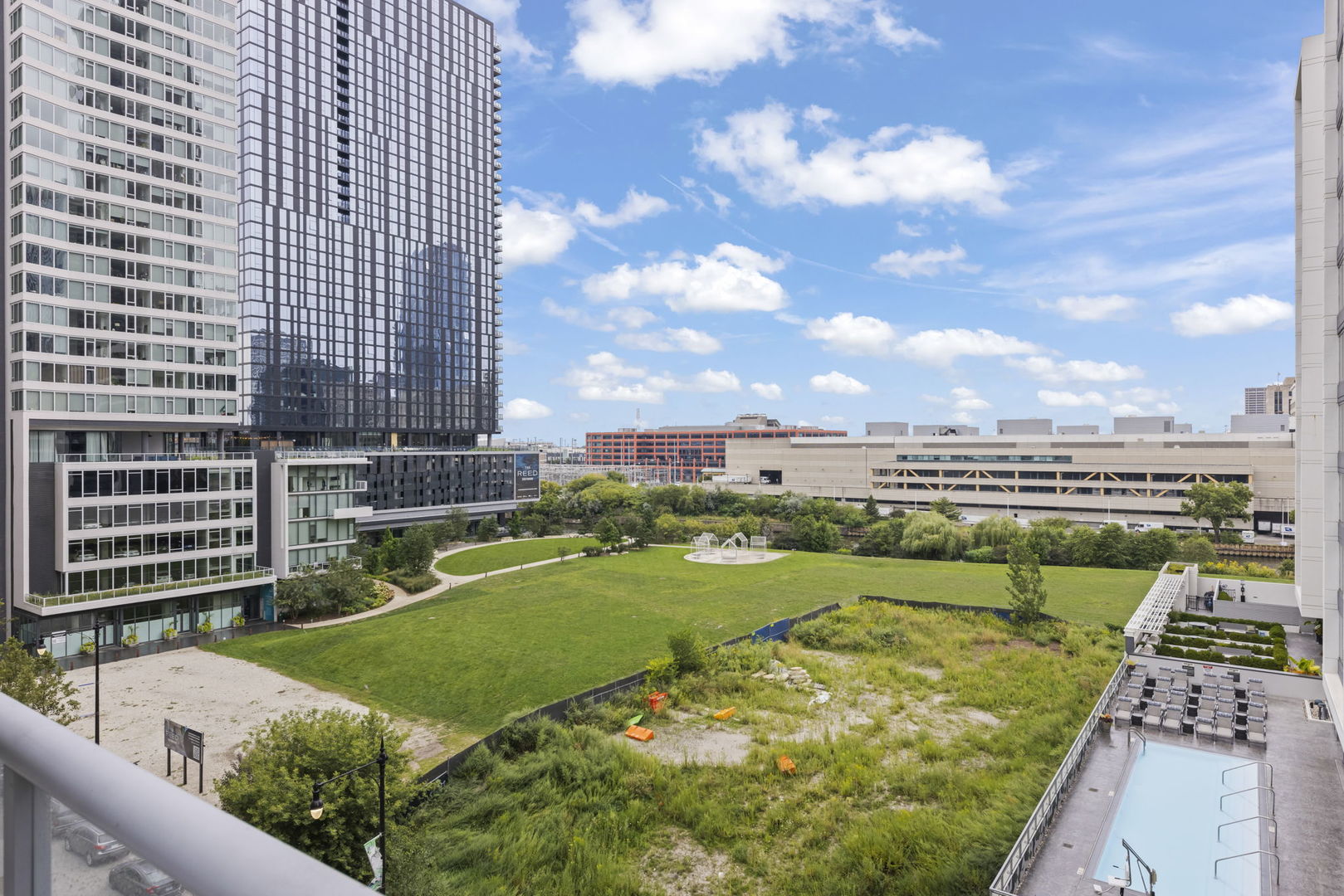 611 S Wells Street #2402, Chicago, IL 60607