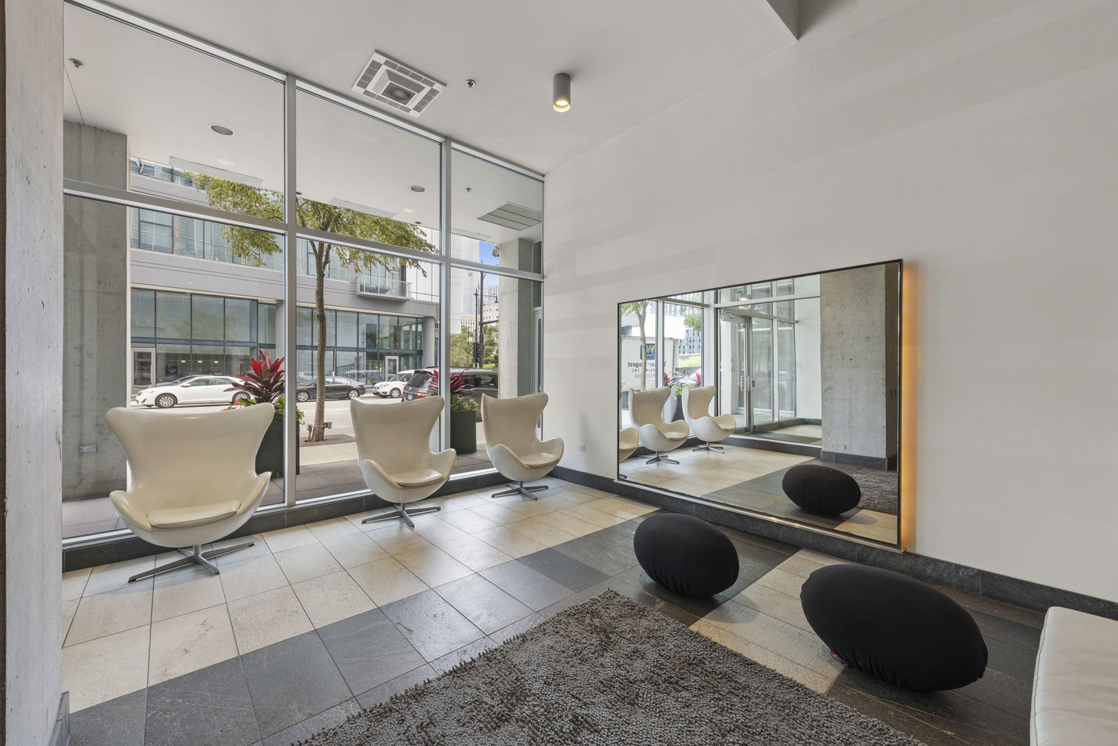 611 S Wells Street #2402, Chicago, IL 60607