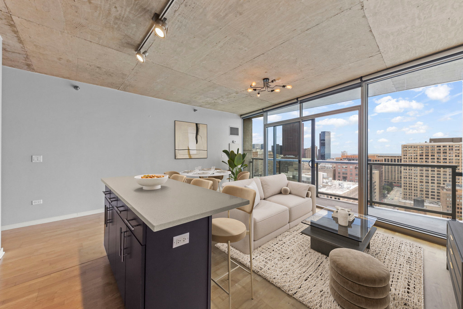 611 S Wells Street #2402, Chicago, IL 60607