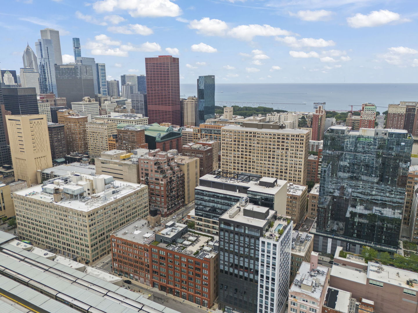 611 S Wells Street #2402, Chicago, IL 60607
