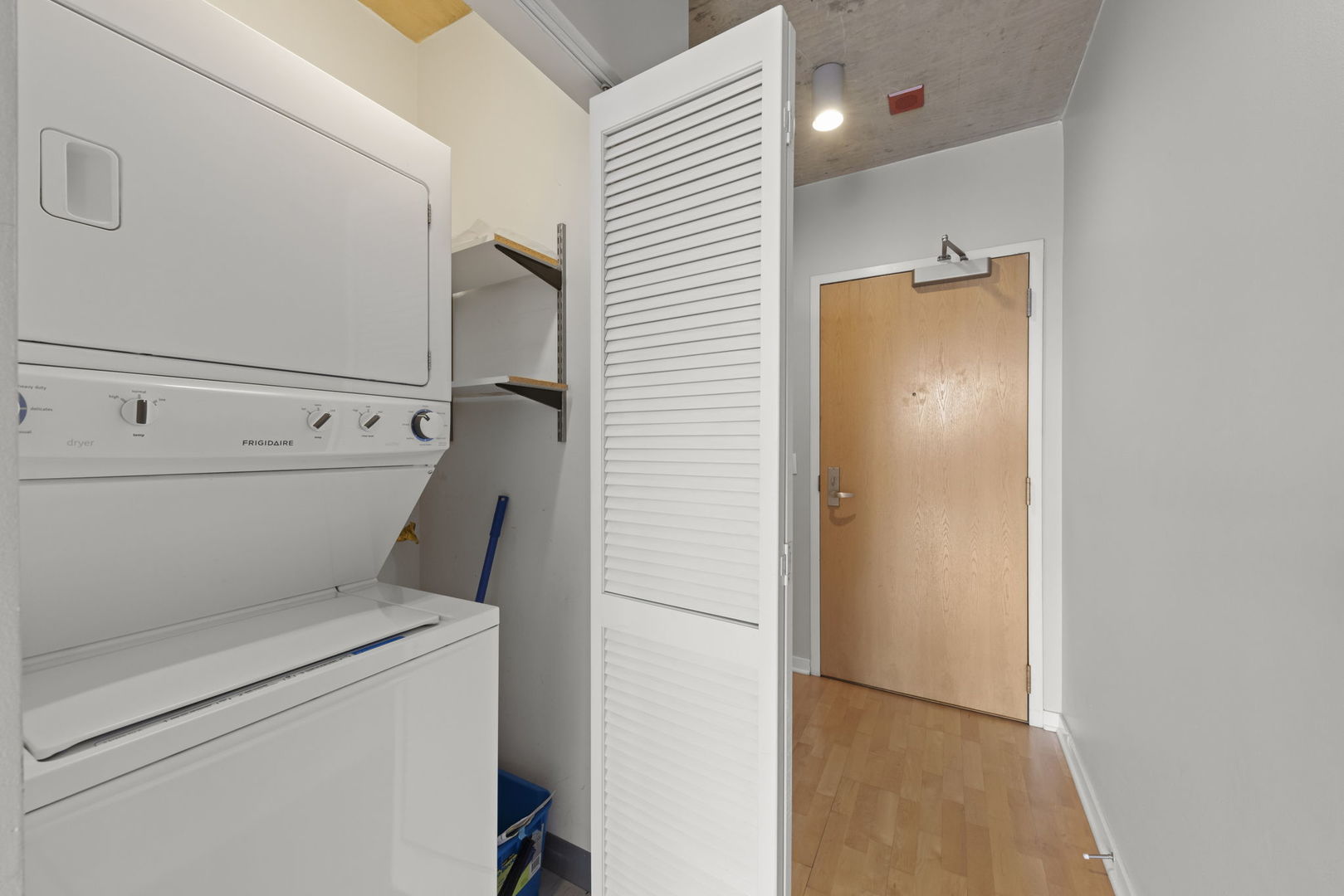 611 S Wells Street #2402, Chicago, IL 60607