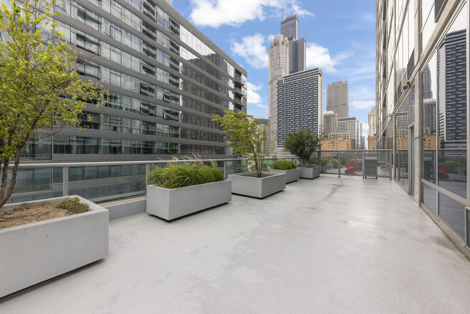 611 S Wells Street #2402, Chicago, IL 60607
