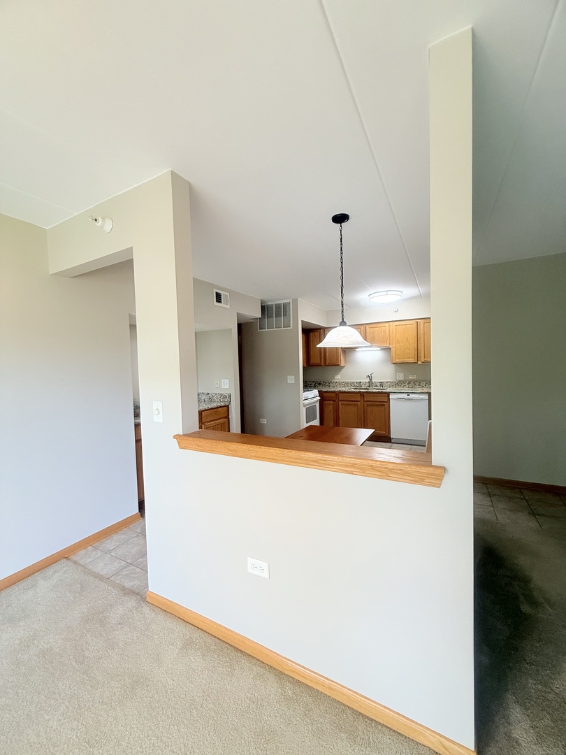 1033 Ashley Court #2D, Lockport, IL 60441