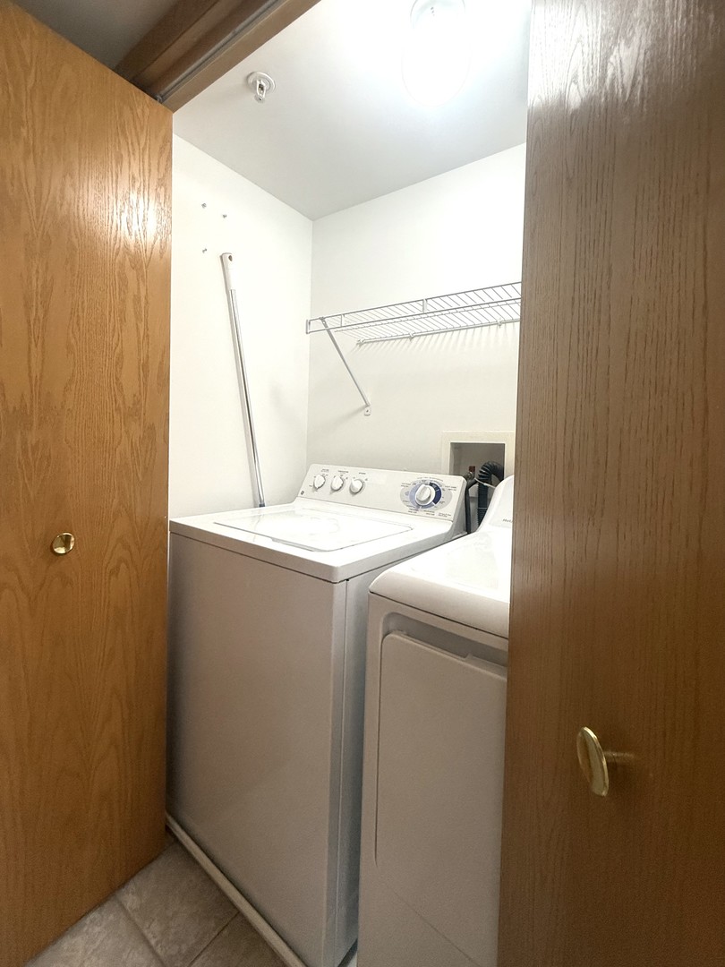1033 Ashley Court #2D, Lockport, IL 60441