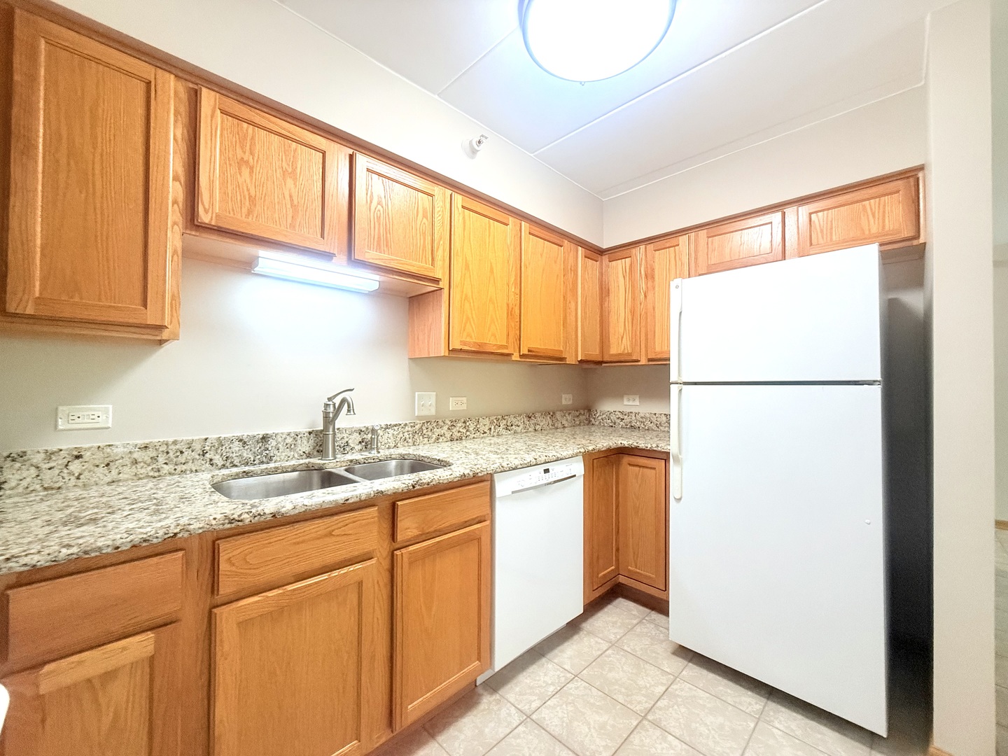 1033 Ashley Court #2D, Lockport, IL 60441