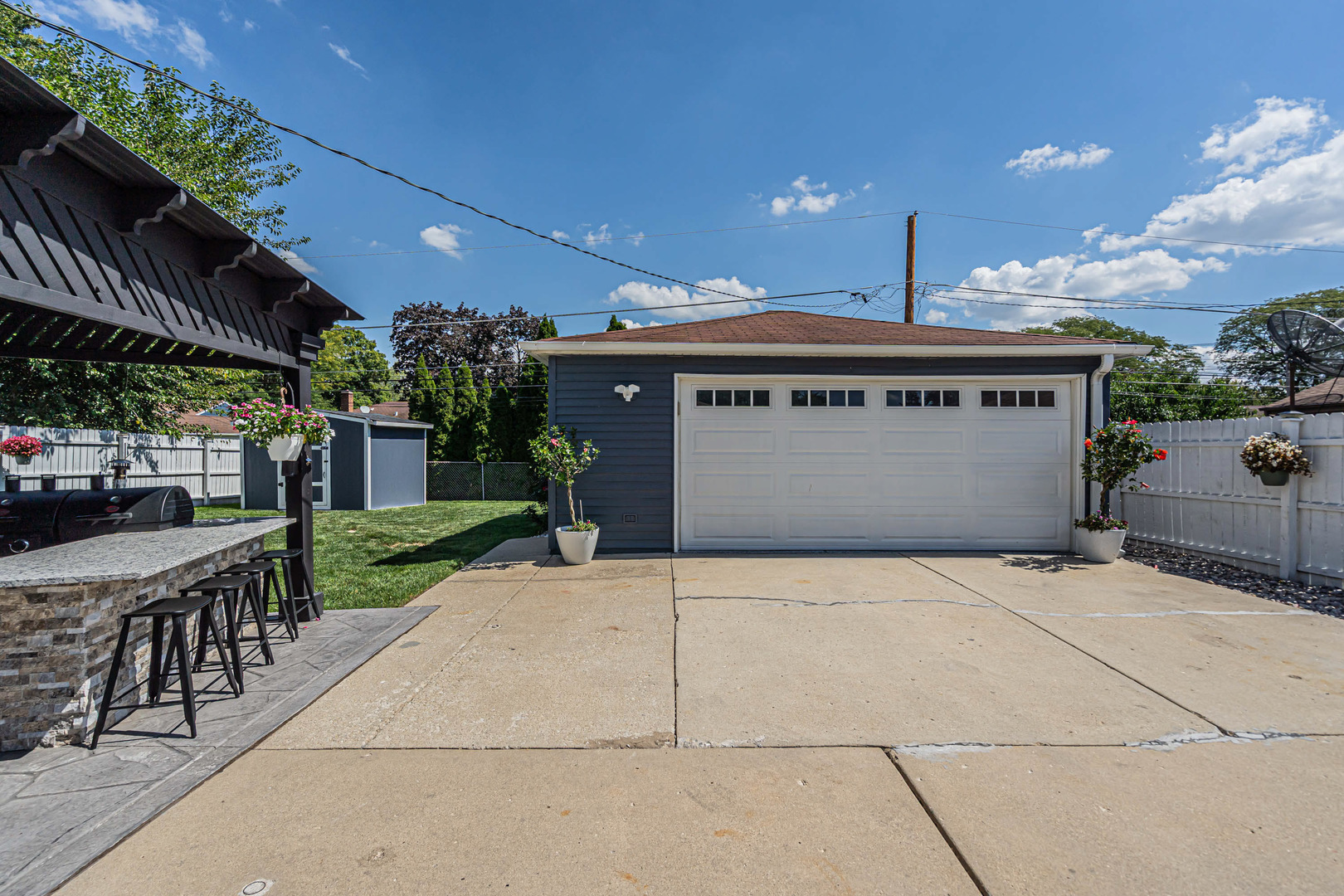 1193 Mohawk Drive, Elgin, IL 60120